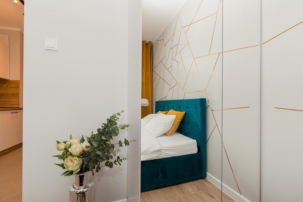 Warsaw To Be - Golden Apartment エクステリア 写真